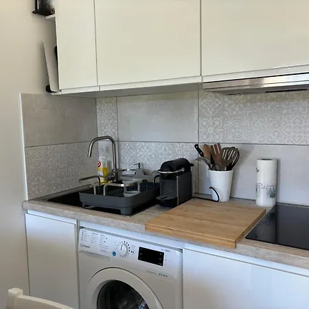 Appartement Proche Centre Climatise 4 Personnes *