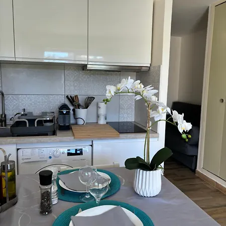 Proche Centre Climatise 4 Personnes Apartment